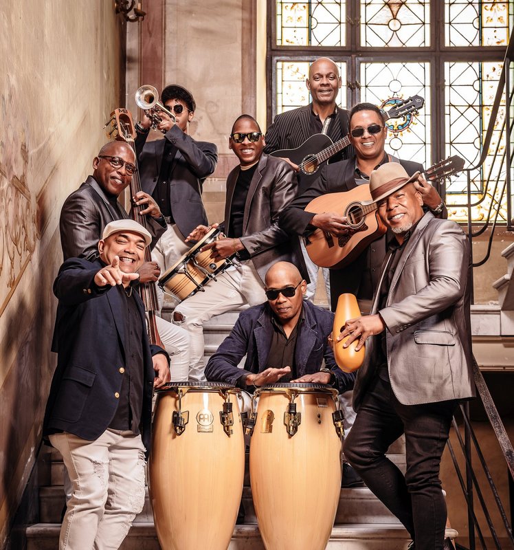 Bandpic: 