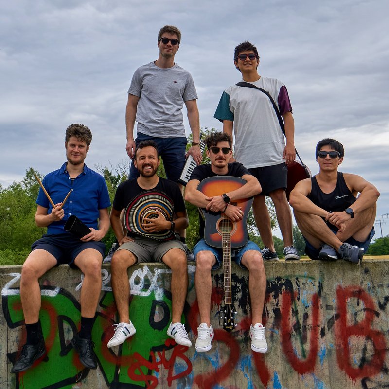 Bandpic: 