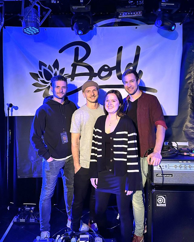 Bandpic: 