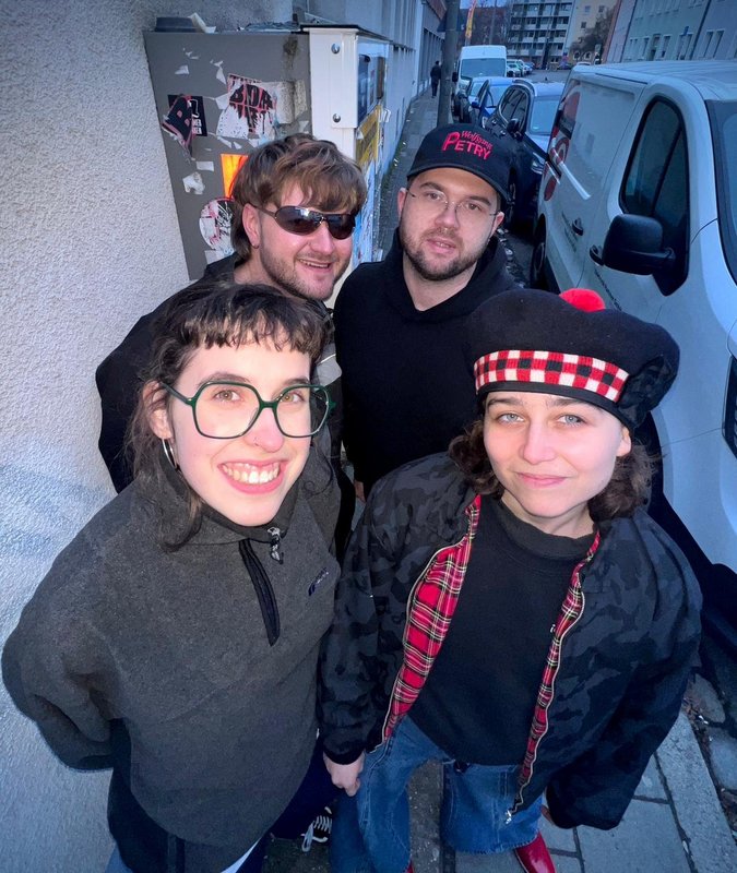 Bandpic: 