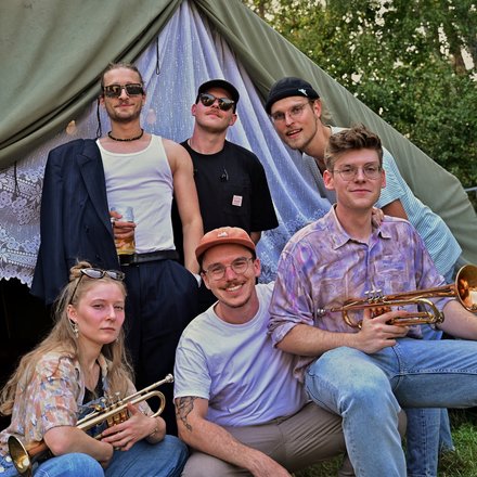Bandpic: Schrödingers Taube