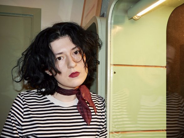 Bandpic: Edna Million