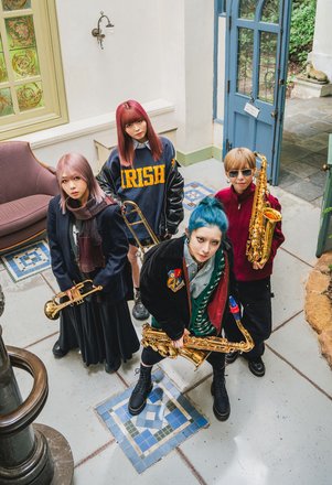 Bandpic: MOS
