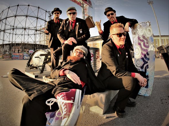 Bandpic: Eläkeläiset