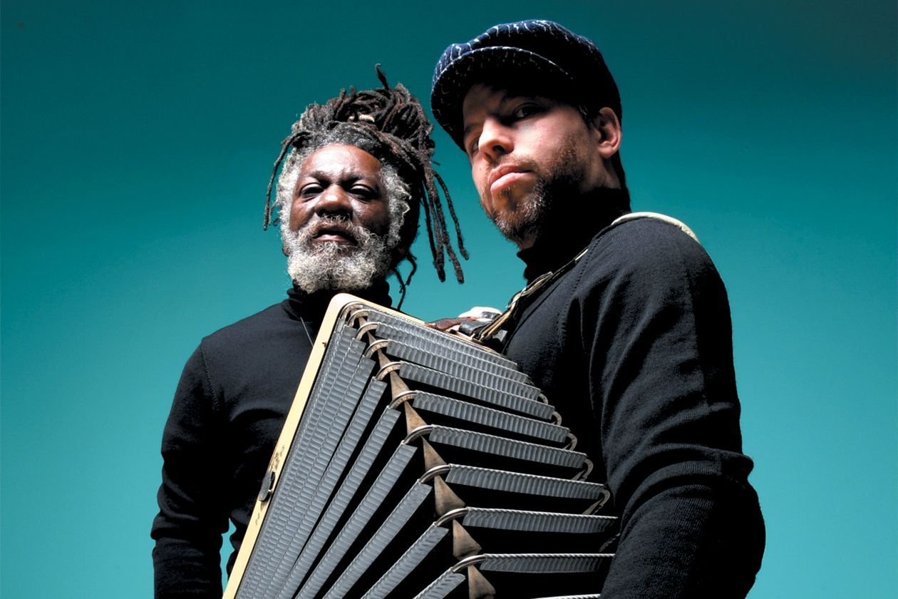 Bandbild: Winston McAnuff & Fixi